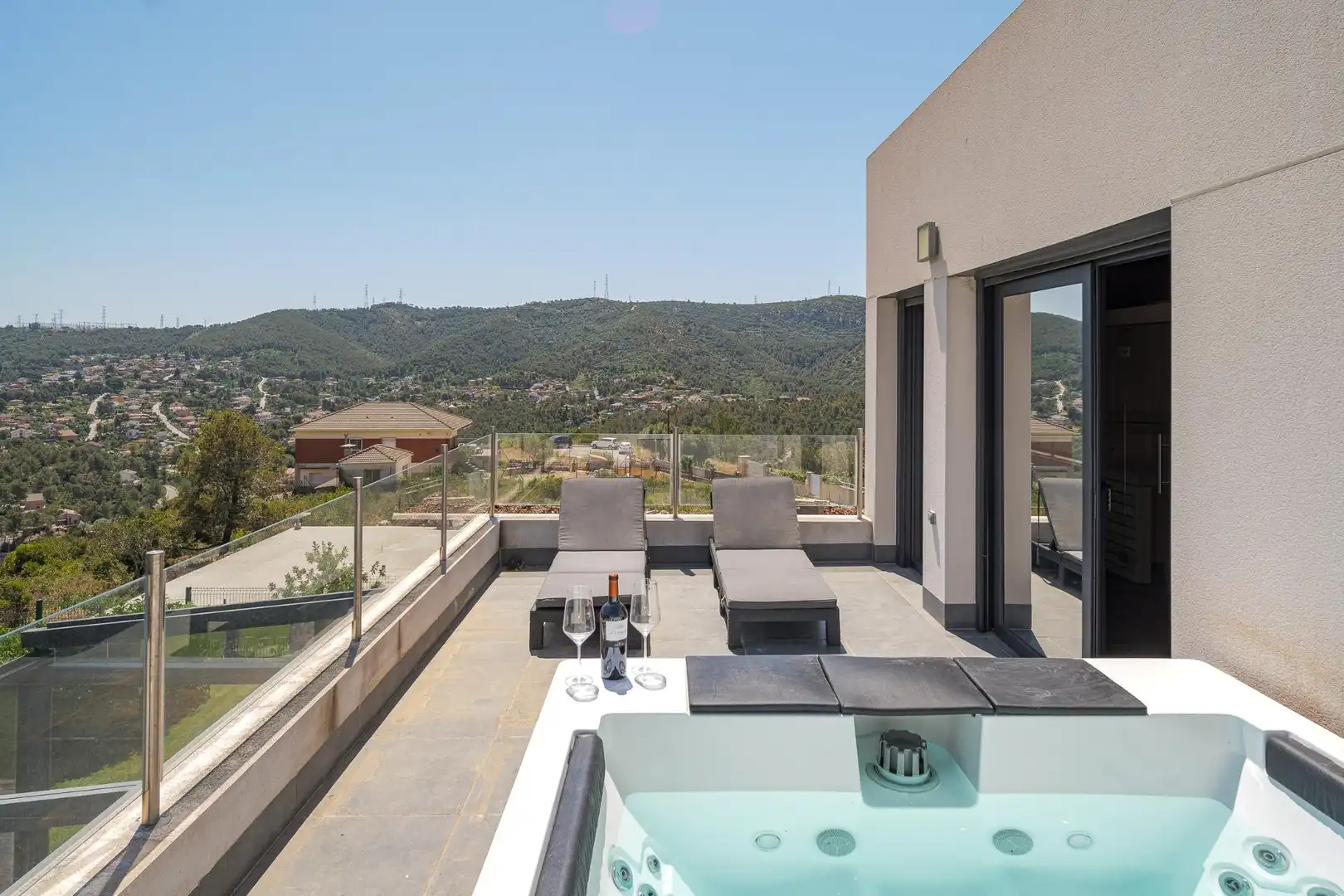 Villa con terrazza in vendita a Olesa de Bonesvalls, imagen 24