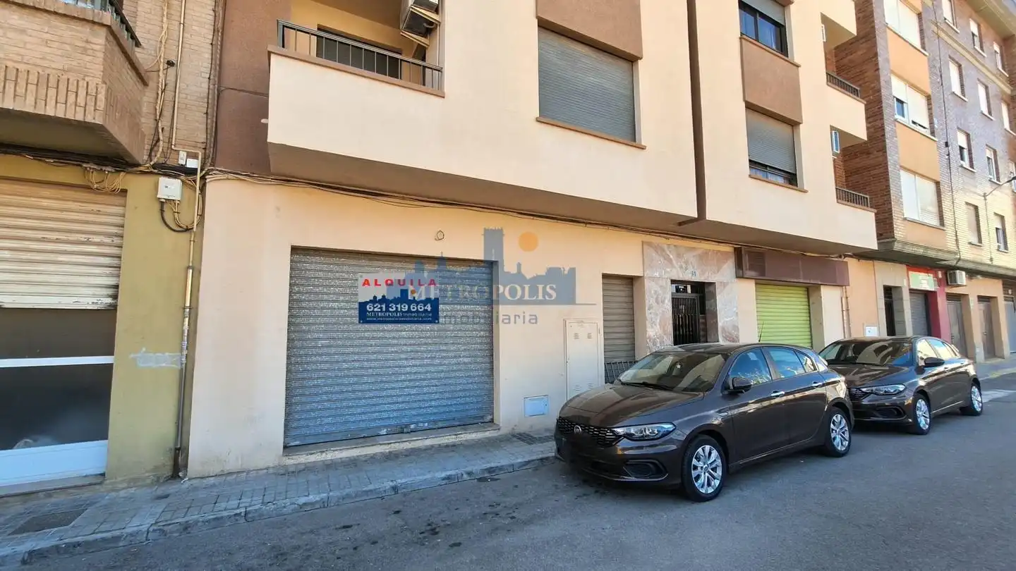 Local comercial de lloguer a calle de Lluís Vives