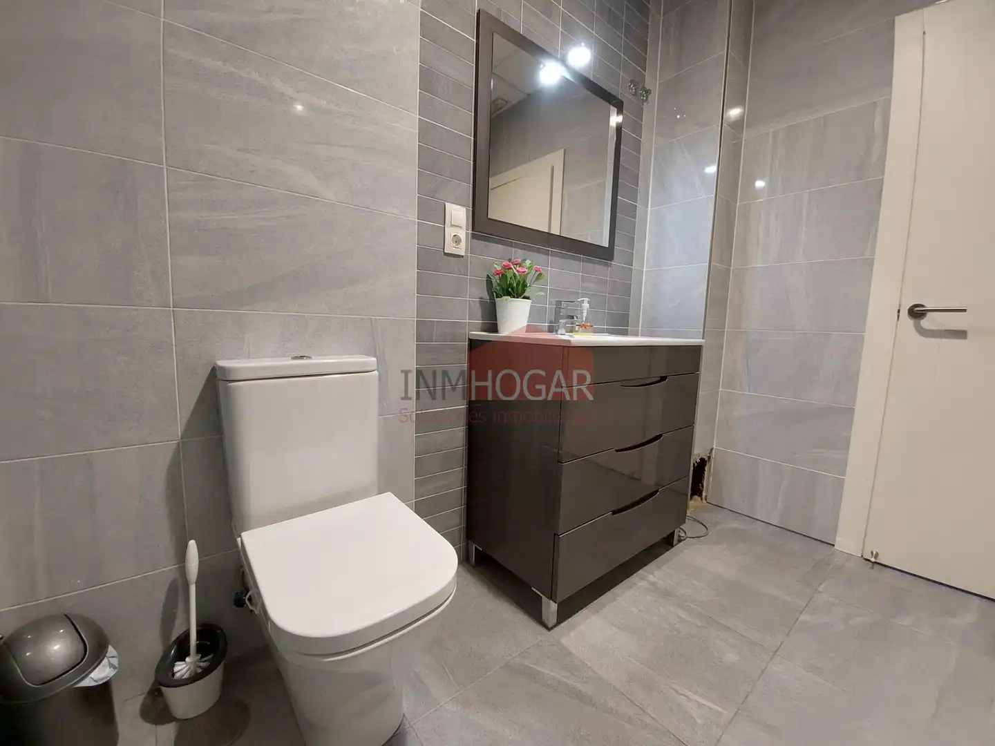 Bathroom of Houses for sale in Sanchidrián  with Private garden, Parquet flooring and Terrace