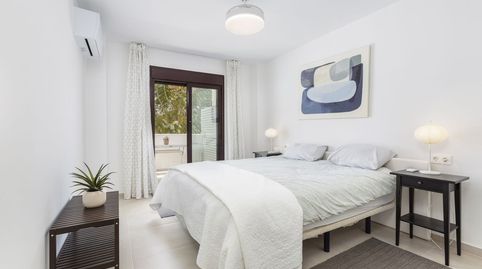 Foto 5 de Apartamento en venta en Calle las Ventas, 16, Las Brisas, Marbella