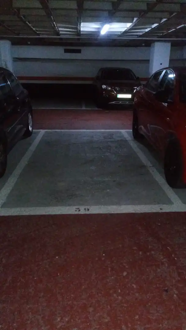 Garaje de alquiler en DIPUTACIO, La Nova Esquerra de l'Eixample