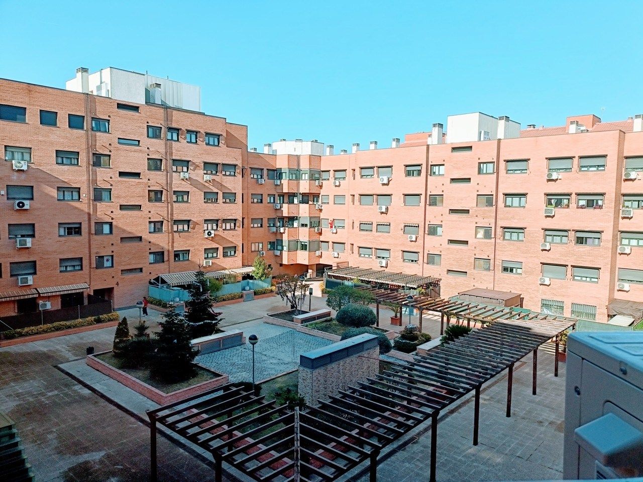 Exterior view of Flat to rent in  Madrid Capital  with Air Conditioner, Heating and Oven