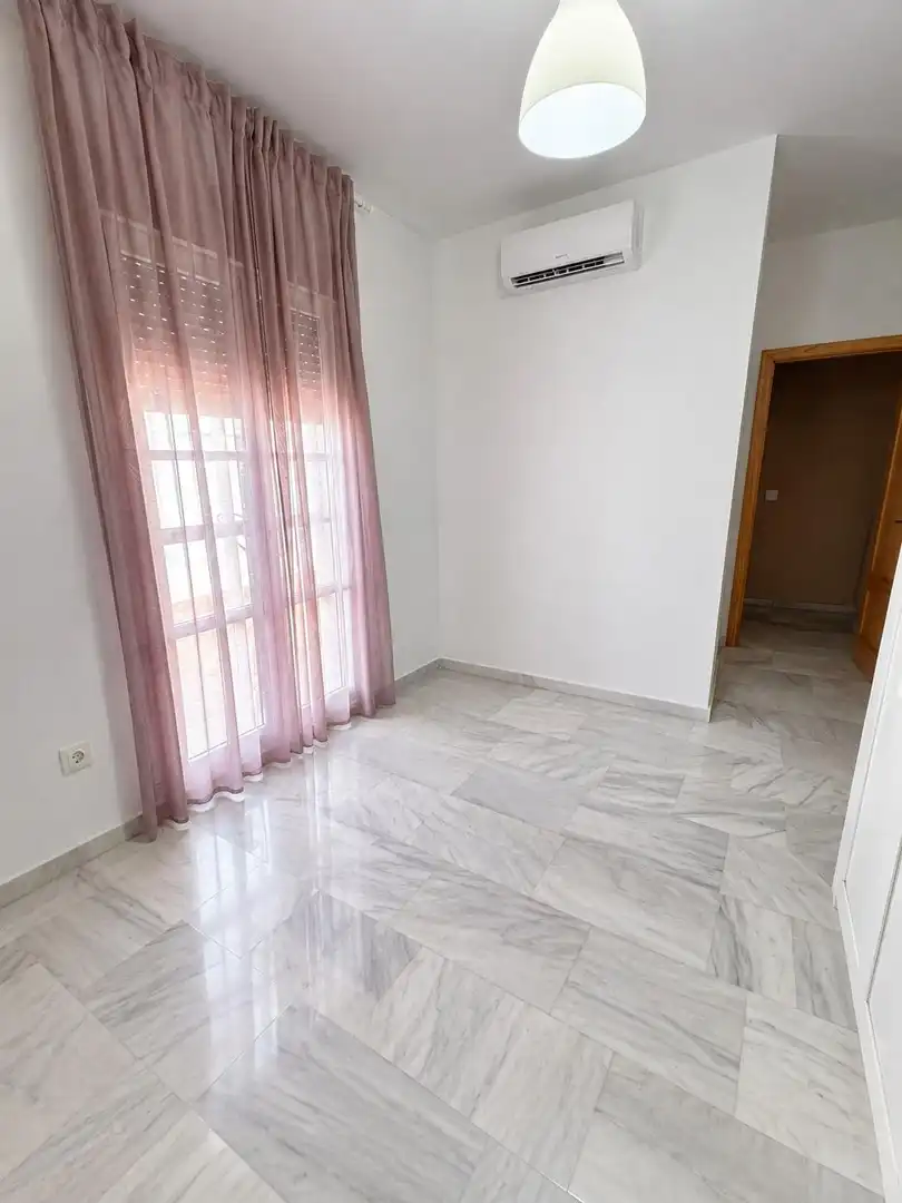 Flat for sale in Arahal, imagen 11