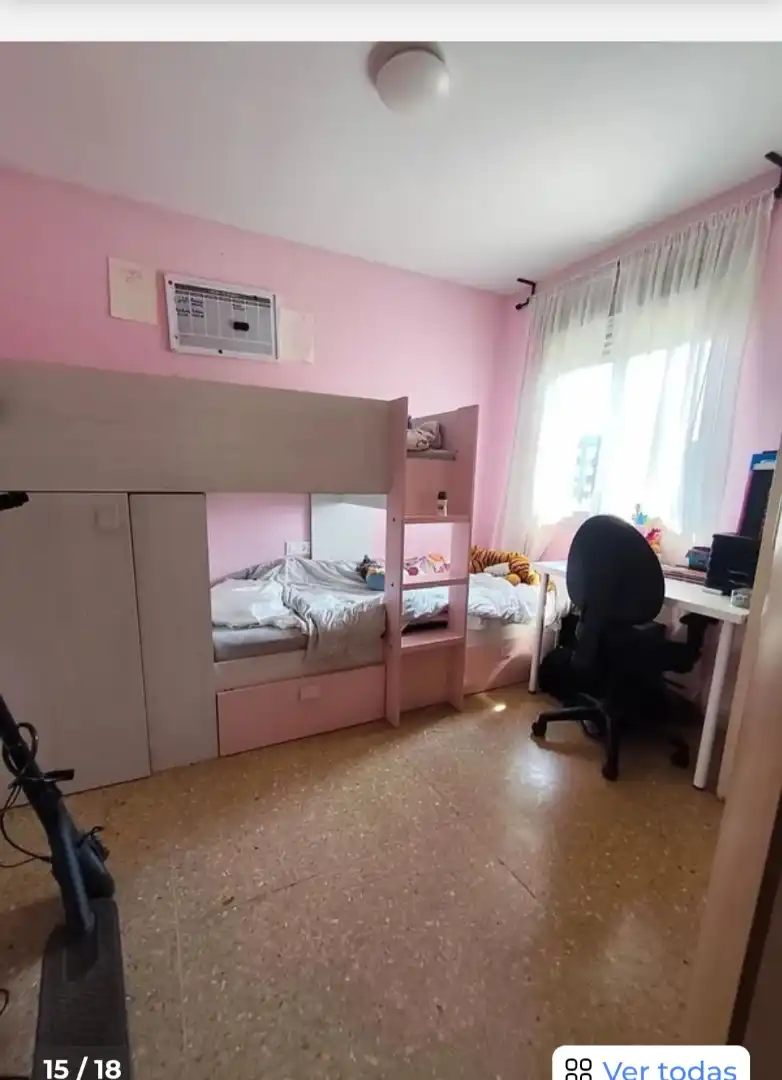 Dormitori de Pis en venda en Badalona amb Aire condicionat, Calefacció i Traster