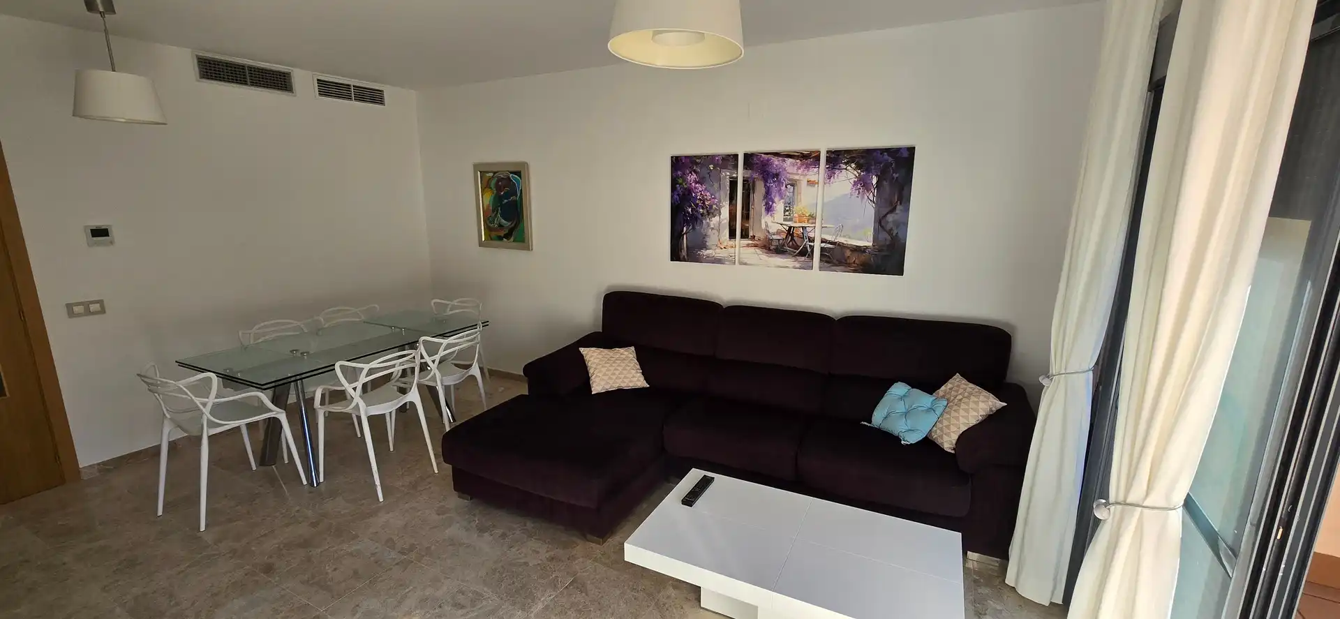 Sala d'estar de Pis en venda en Chipiona amb Aire condicionat, Terrassa i Traster