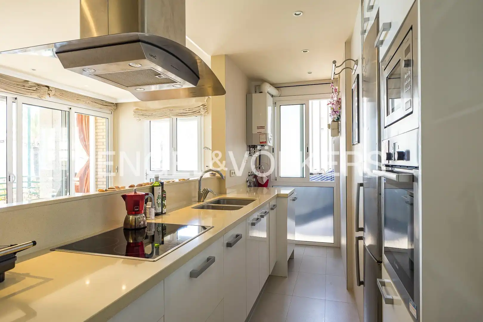 Cocina de Piso de alquiler en Cubelles con Aire acondicionado, Calefacción y Terraza