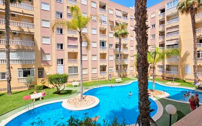 Piscina de Apartament en venda en Torrevieja amb Aire condicionat i Balcó