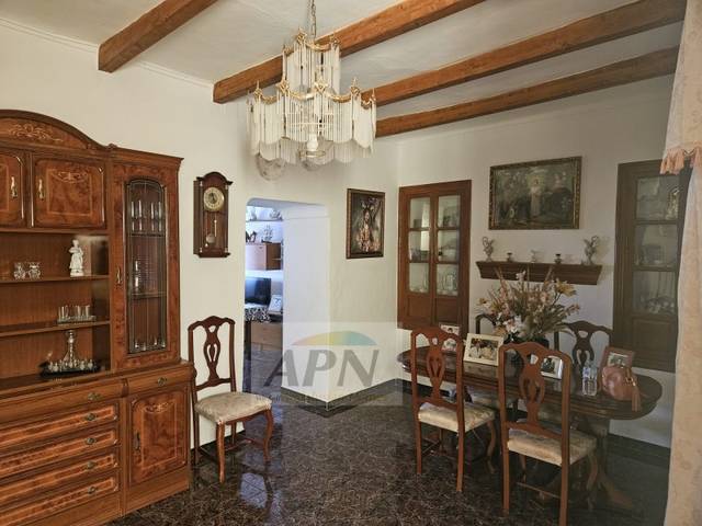 Casa adosada en Venta en Álora