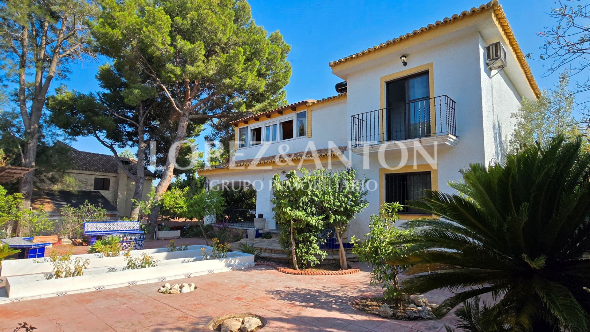 Exterior view of House or chalet for sale in San Antonio de Benagéber  with Air Conditioner, Heating and Private garden
