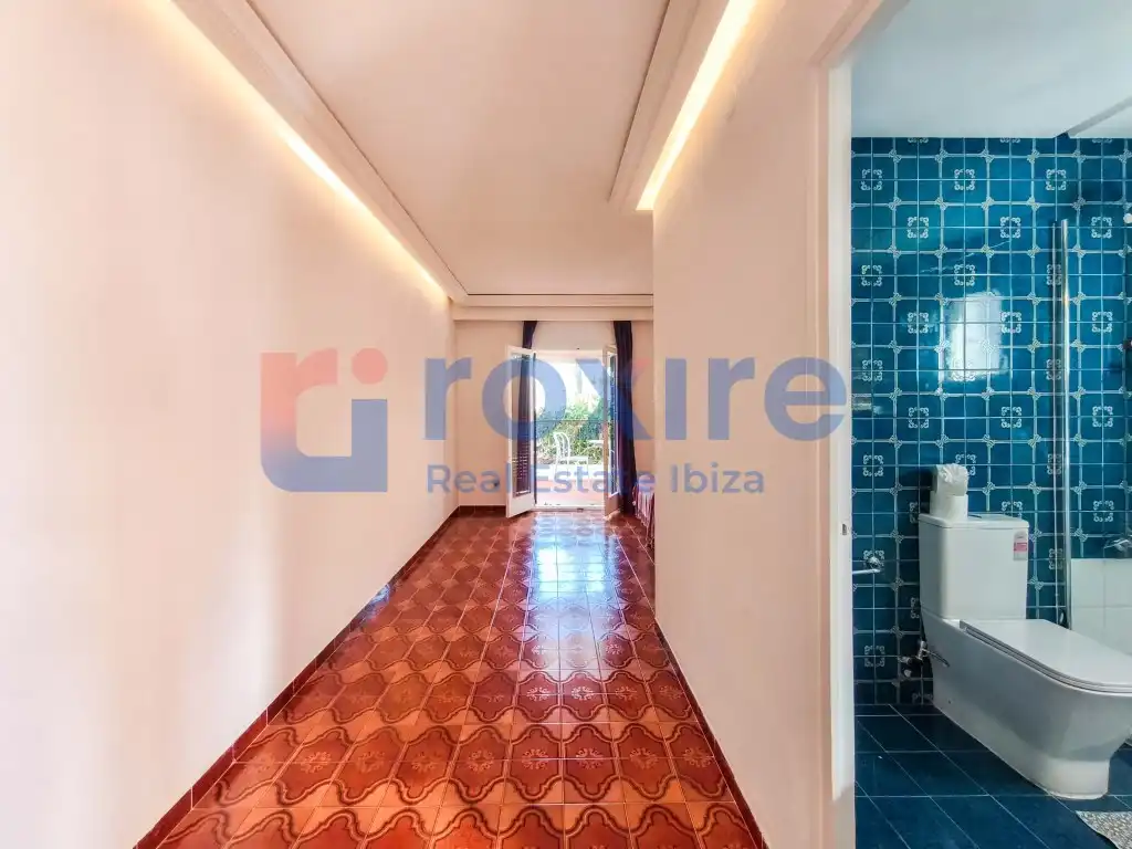 Vista exterior de Casa o xalet en venda en Eivissa amb Aire condicionat, Jardí privat i Terrassa