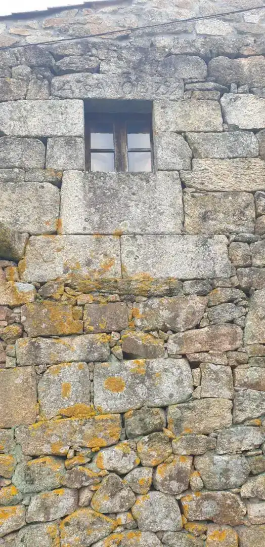 Vista exterior de Finca rústica en venda en Ourense Capital  amb Jardí privat, Traster i Moblat