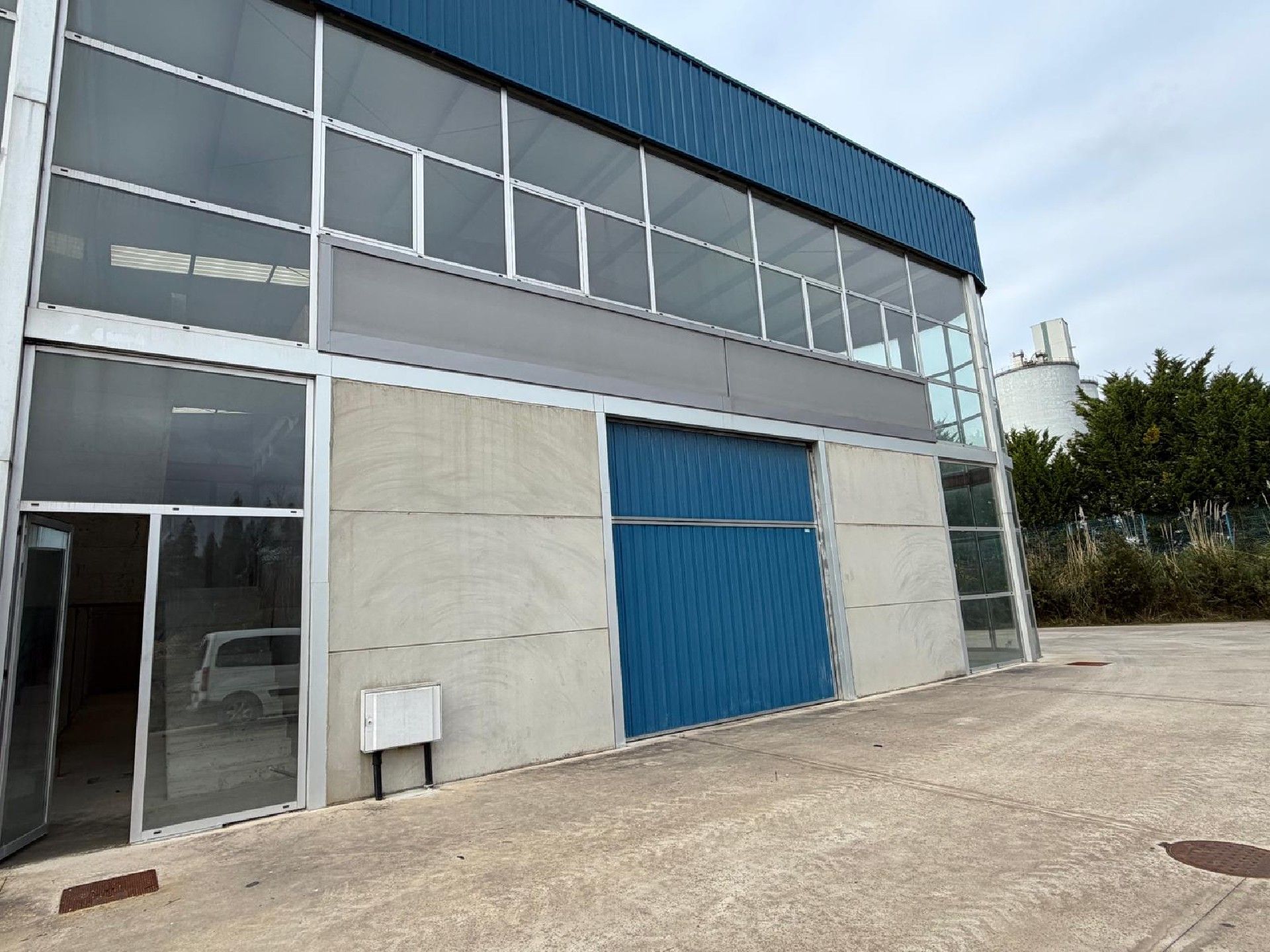 Fabrikhallen zur Miete in San Mateo - Castro- O Val