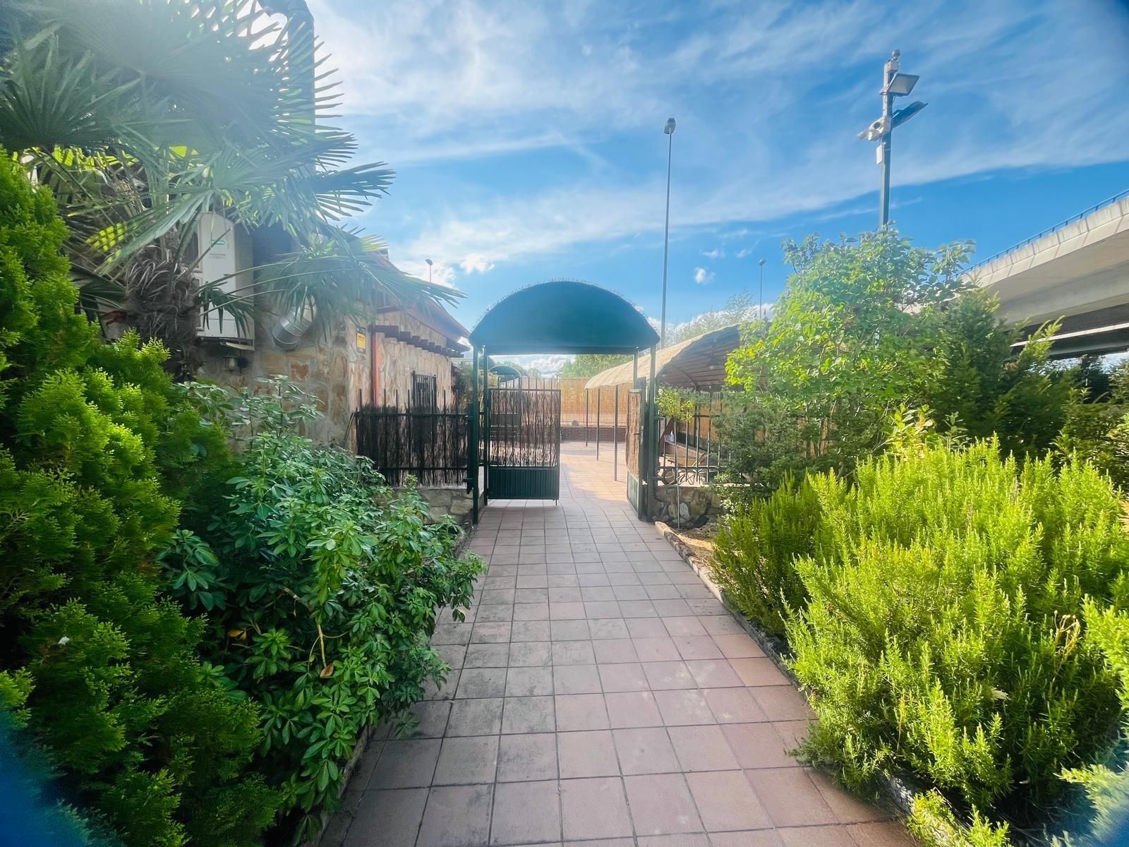 Vista exterior de Casa o chalet en venta en Ponferrada con Alarma