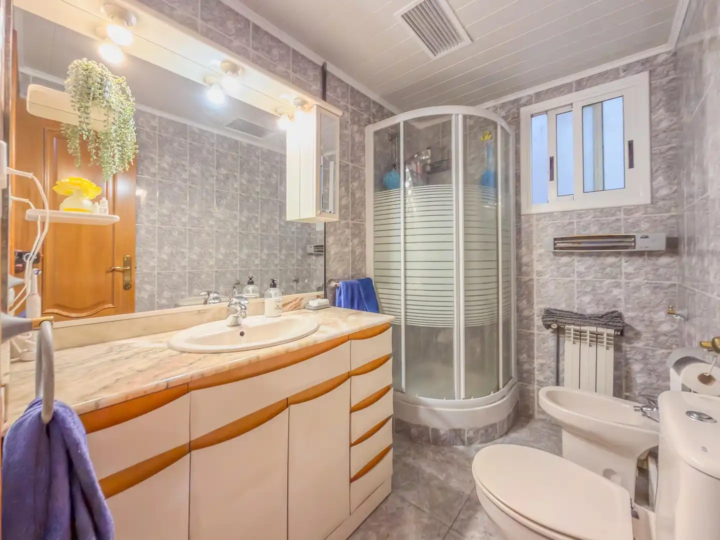 Baño de Piso en venta en Terrassa con Aire acondicionado, Calefacción y Balcón