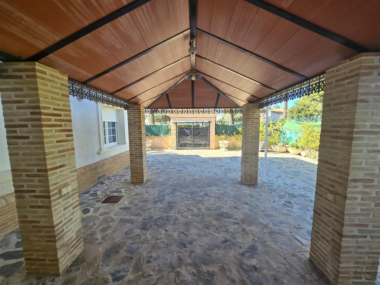 Jardí de Casa o xalet en venda en Orihuela amb Aire condicionat, Calefacció i Jardí privat