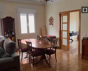 Dining room of Flat to rent in  Madrid Capital  with Air Conditioner, Heating and Furnished