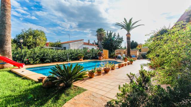 Casa-chalet en Venta en Ondara