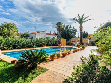 Villa avec piscine à vendre à Ondara