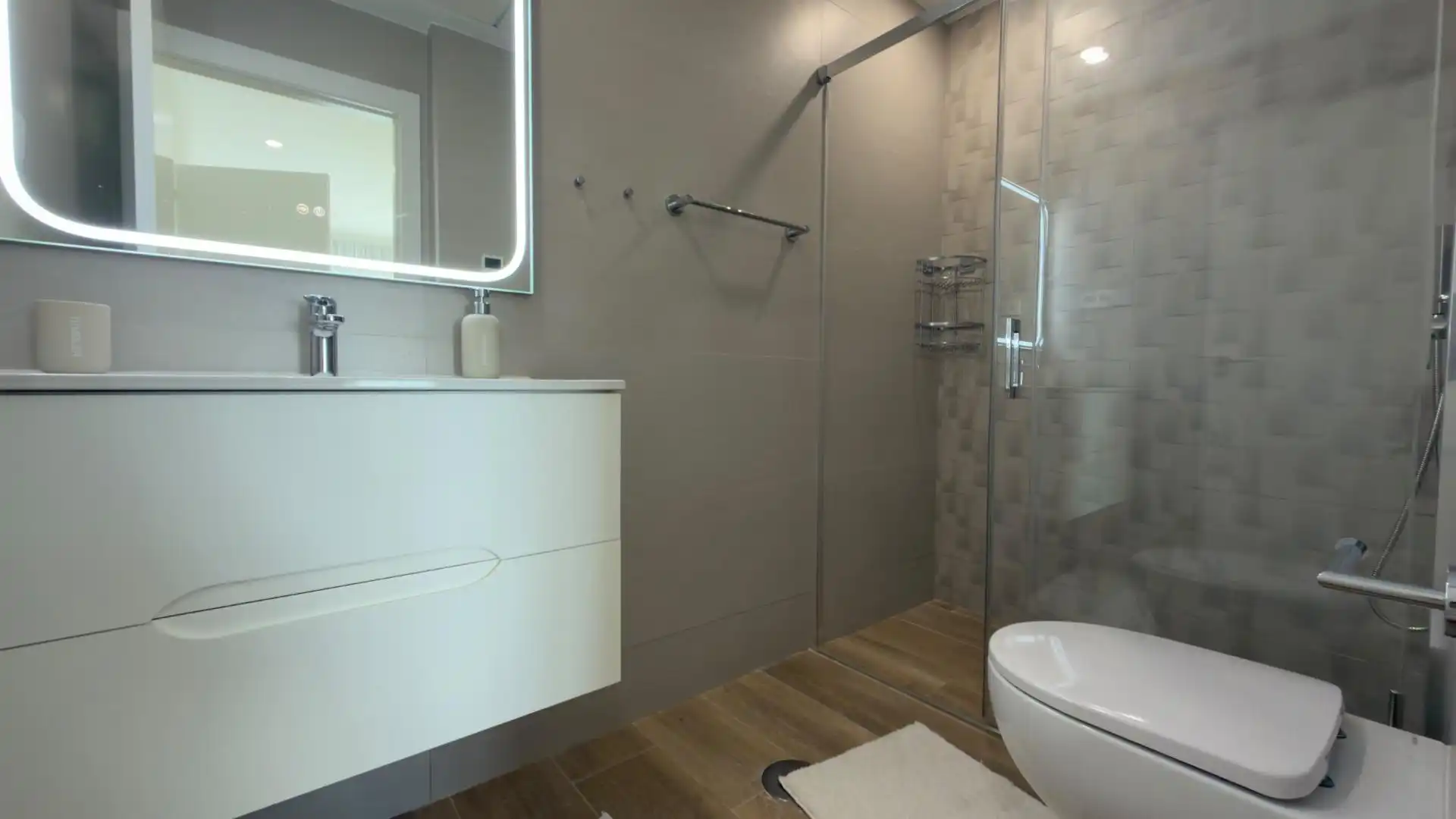 Duplex with pool for sale in Calle Calle brasil, imagen 8