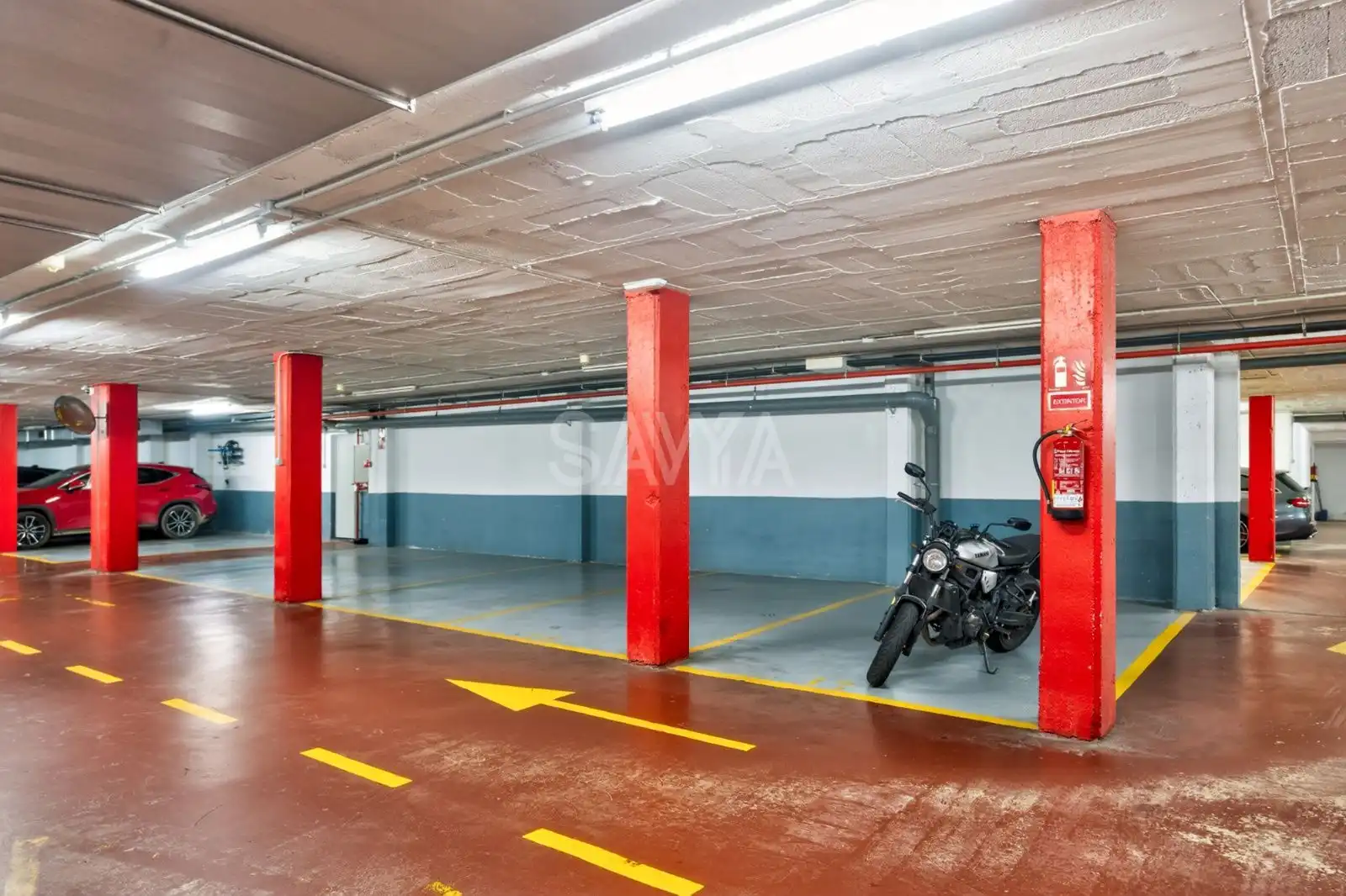 Parking de Casa o chalet en venta en Barcelona con Aire acondicionado, Terraza y Trastero