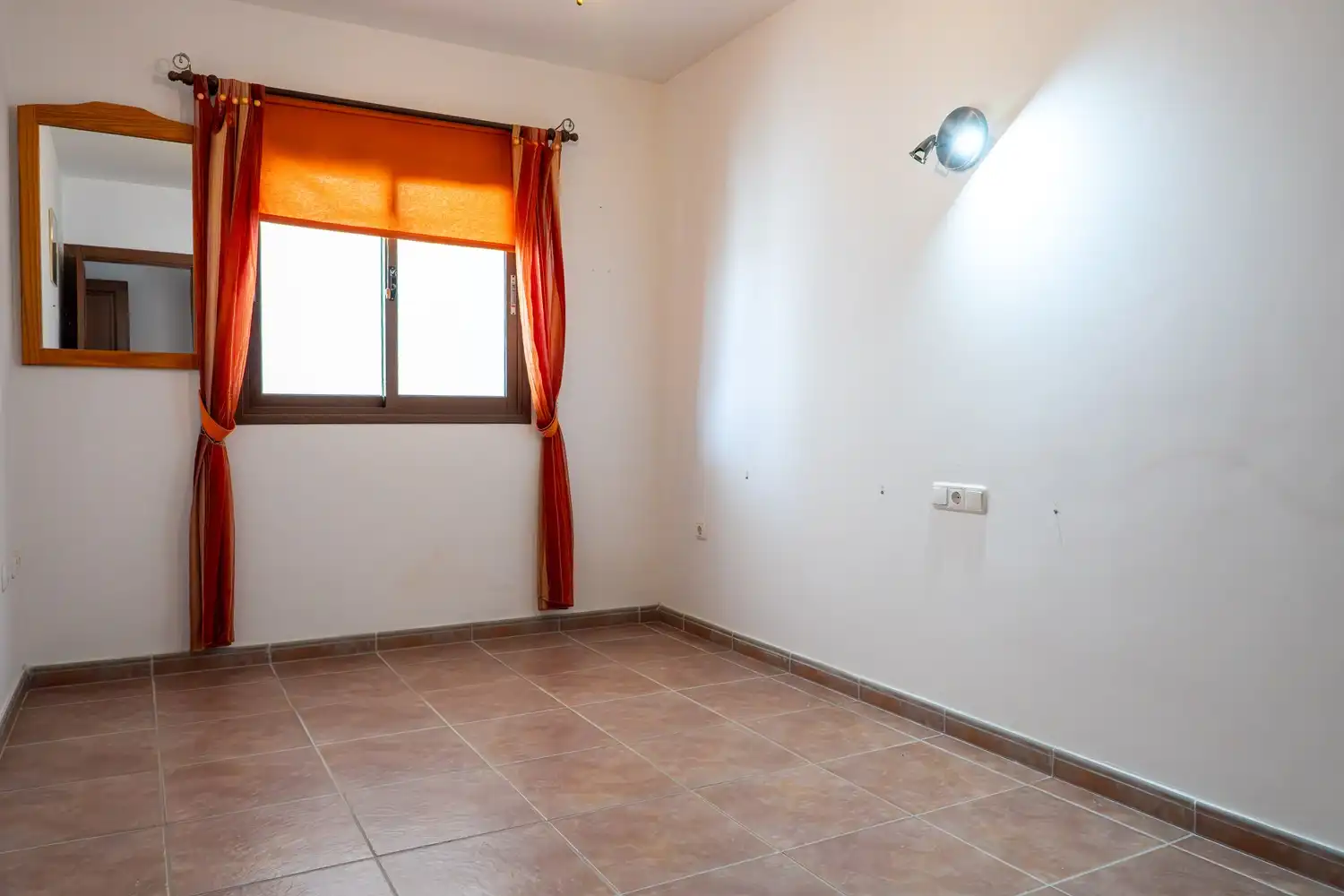 Dormitori de Apartament en venda en Teguise amb Terrassa, Moblat i Piscina comunitària