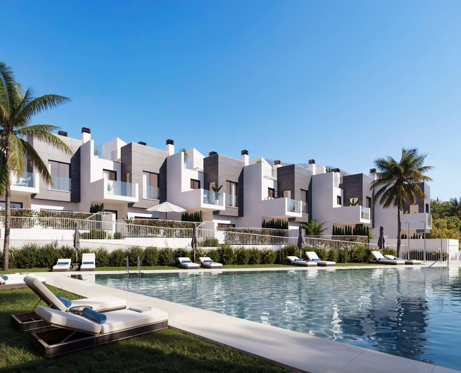 Exterior view of House or chalet for sale in Fuengirola  with Air Conditioner, Heating and Swimming Pool