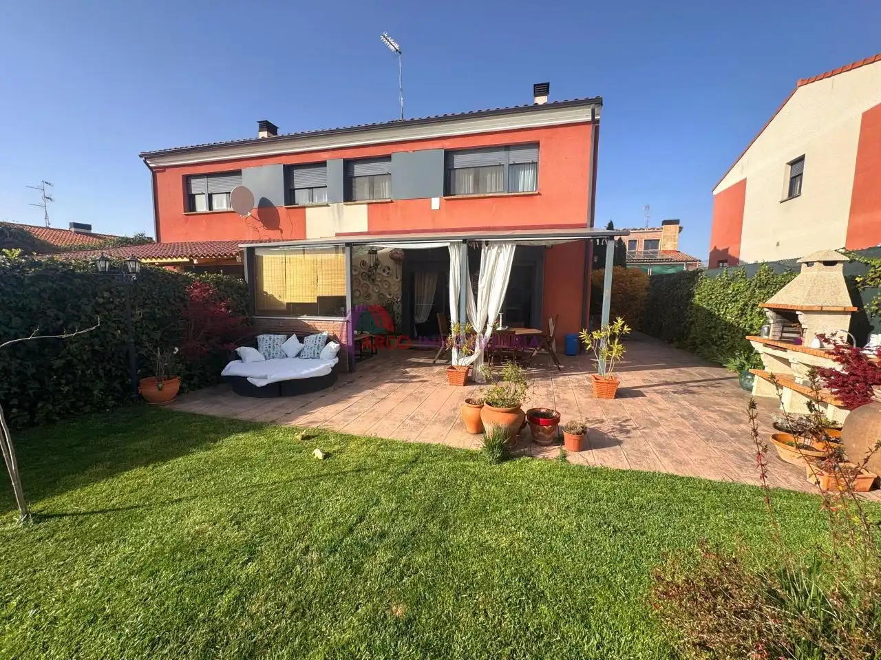 Garden of Detached homes for sale in Buniel  with Heating, Private garden and Storage room