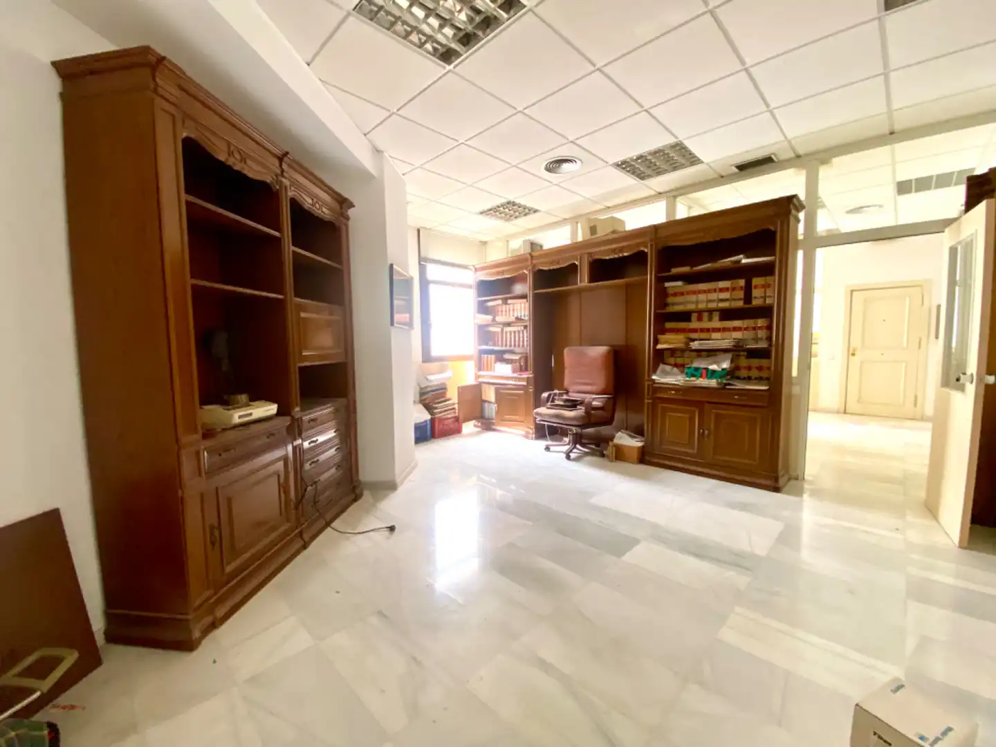 Oficina en venta en Almería
