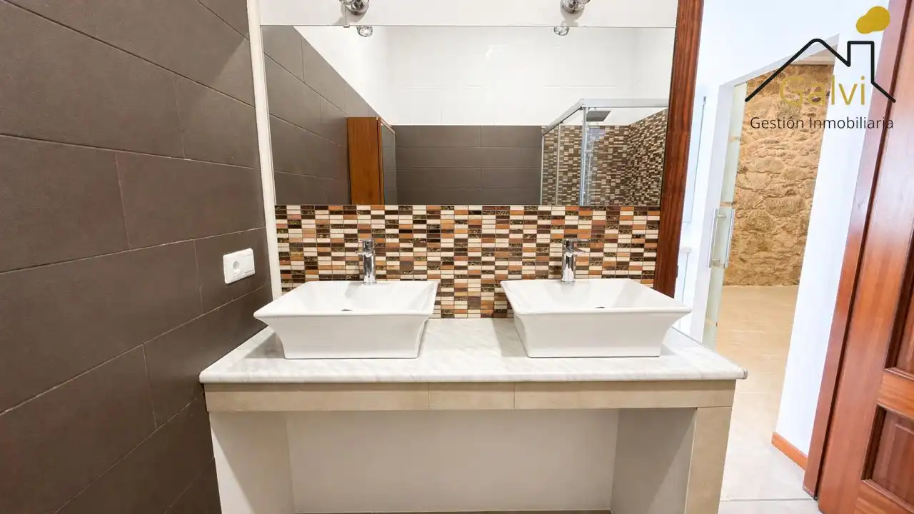 Baño de Piso en venta en Ferrol con Balcón
