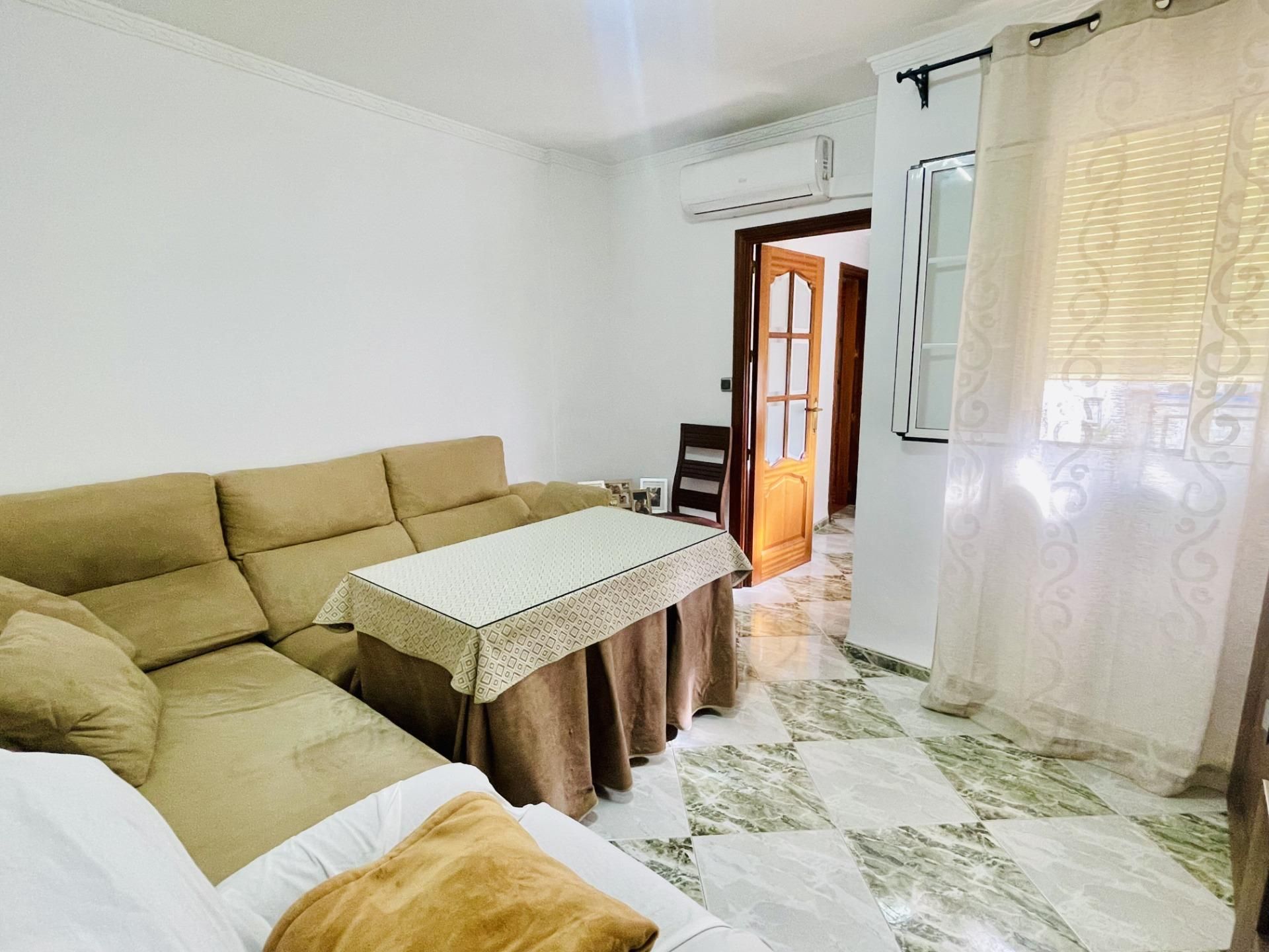 Living room of Flat for sale in Antequera  with Air Conditioner, Terrace and Storage room