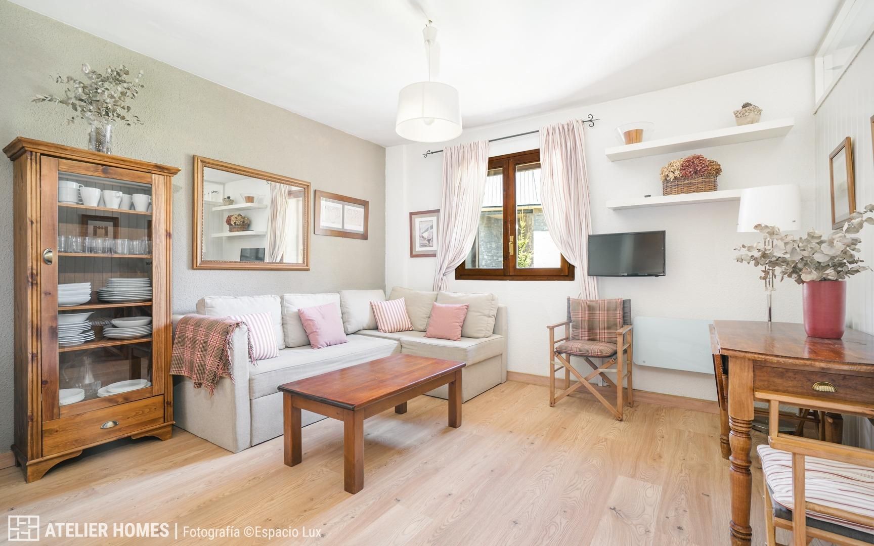 Living room of Study for sale in Aisa  with Heating and Storage room