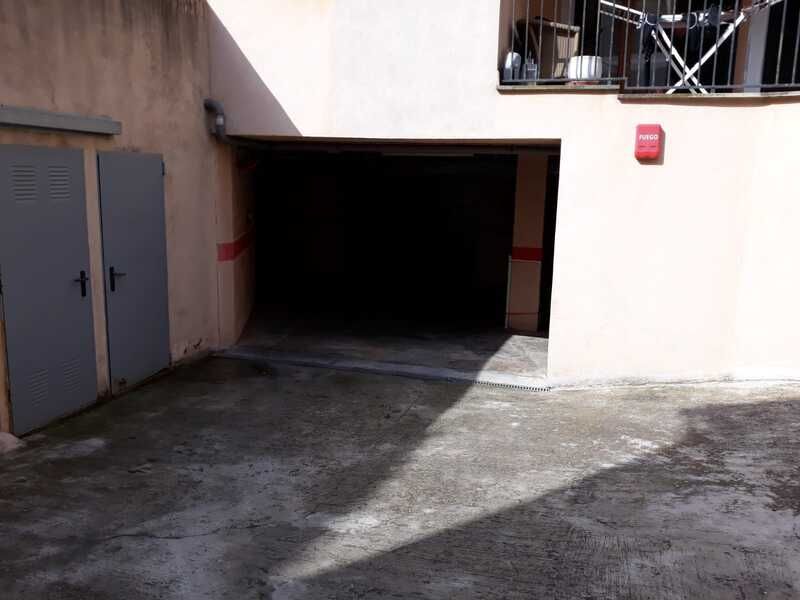 Aparcament de Garatge en venda en Consell