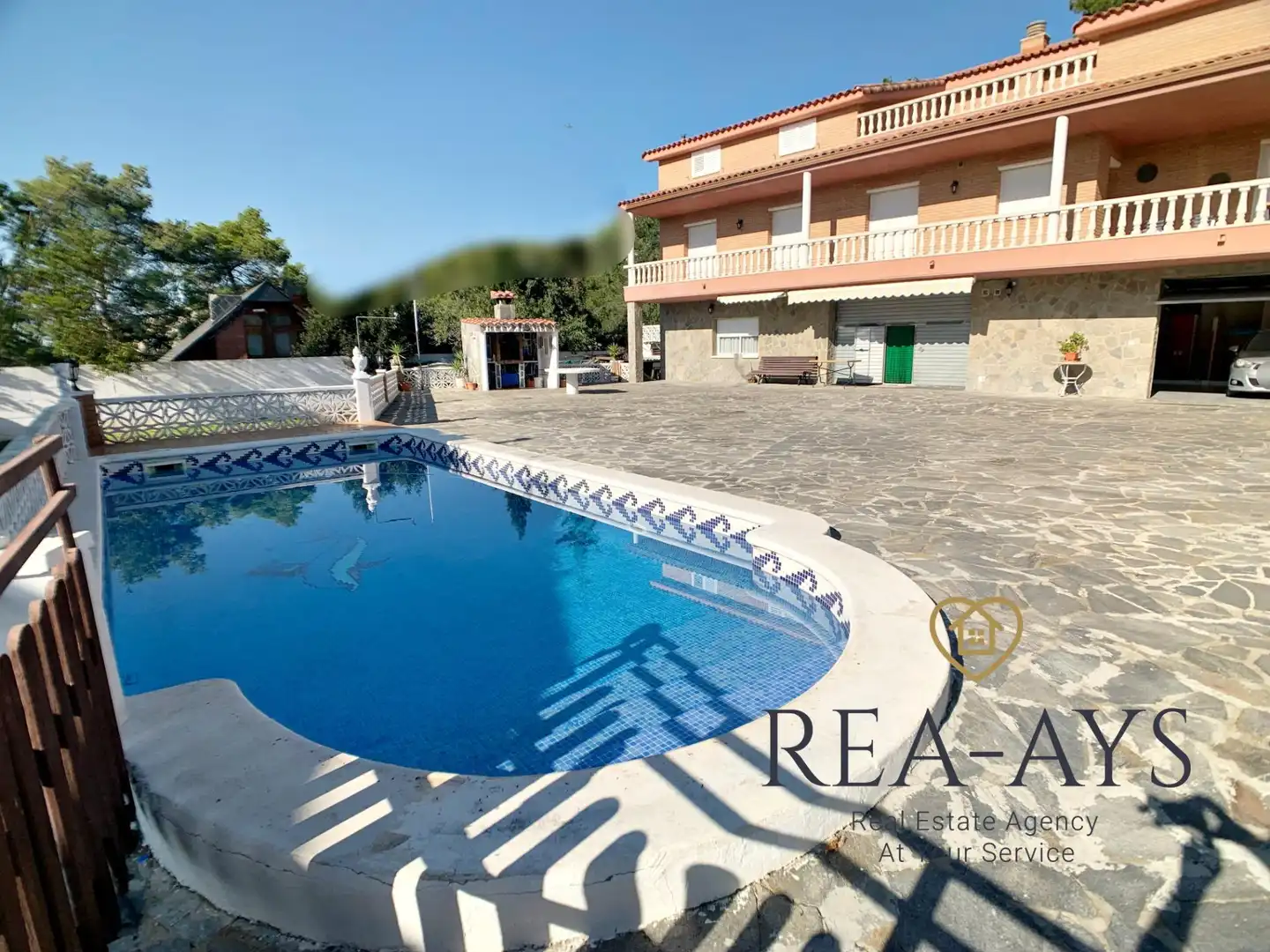 Vista exterior de Casa o chalet en venta en Vallirana con Jardín privado, Terraza y Trastero