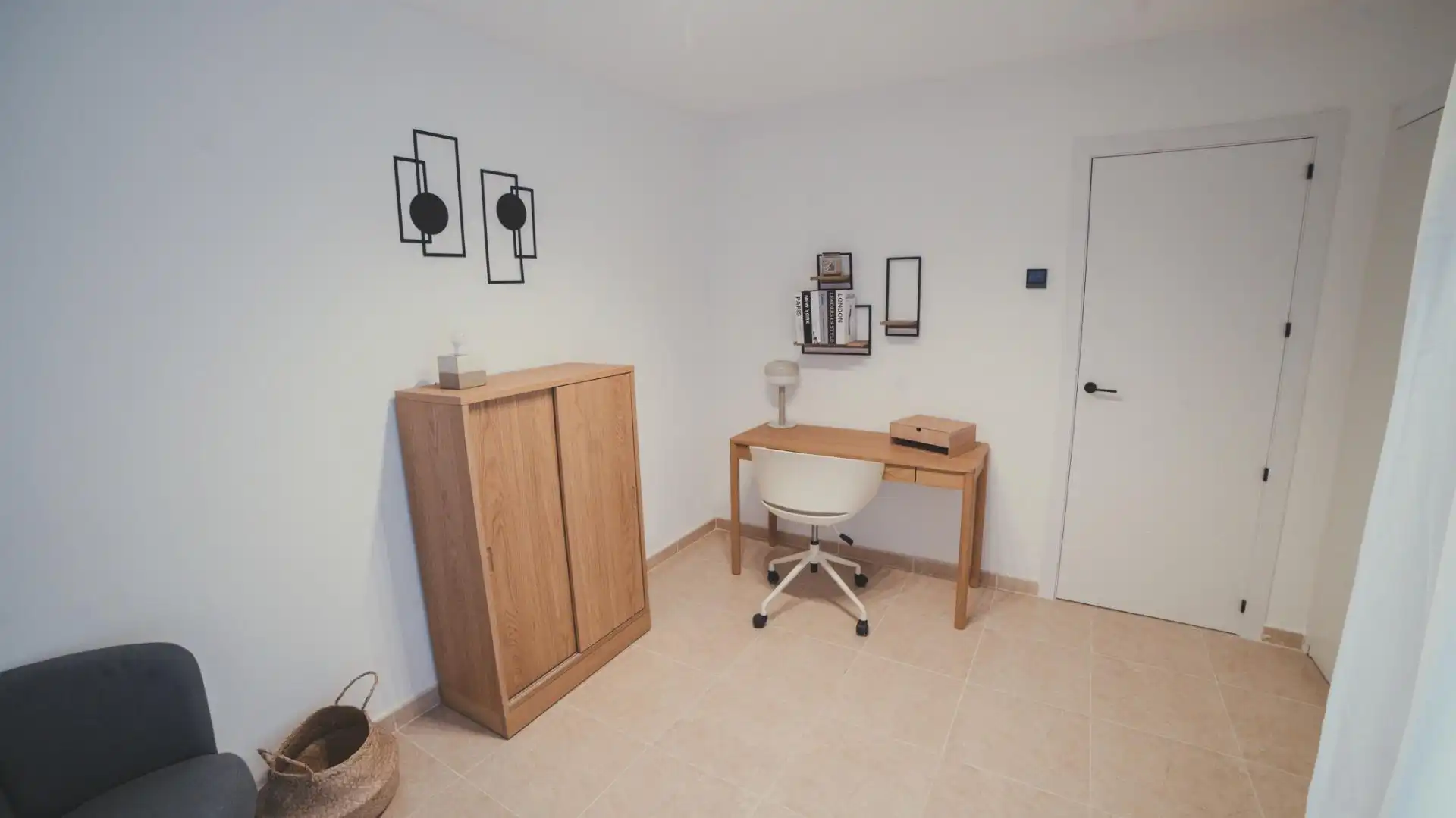 Dormitori de Planta baixa en venda en Orihuela amb Aire condicionat, Jardí privat i Terrassa