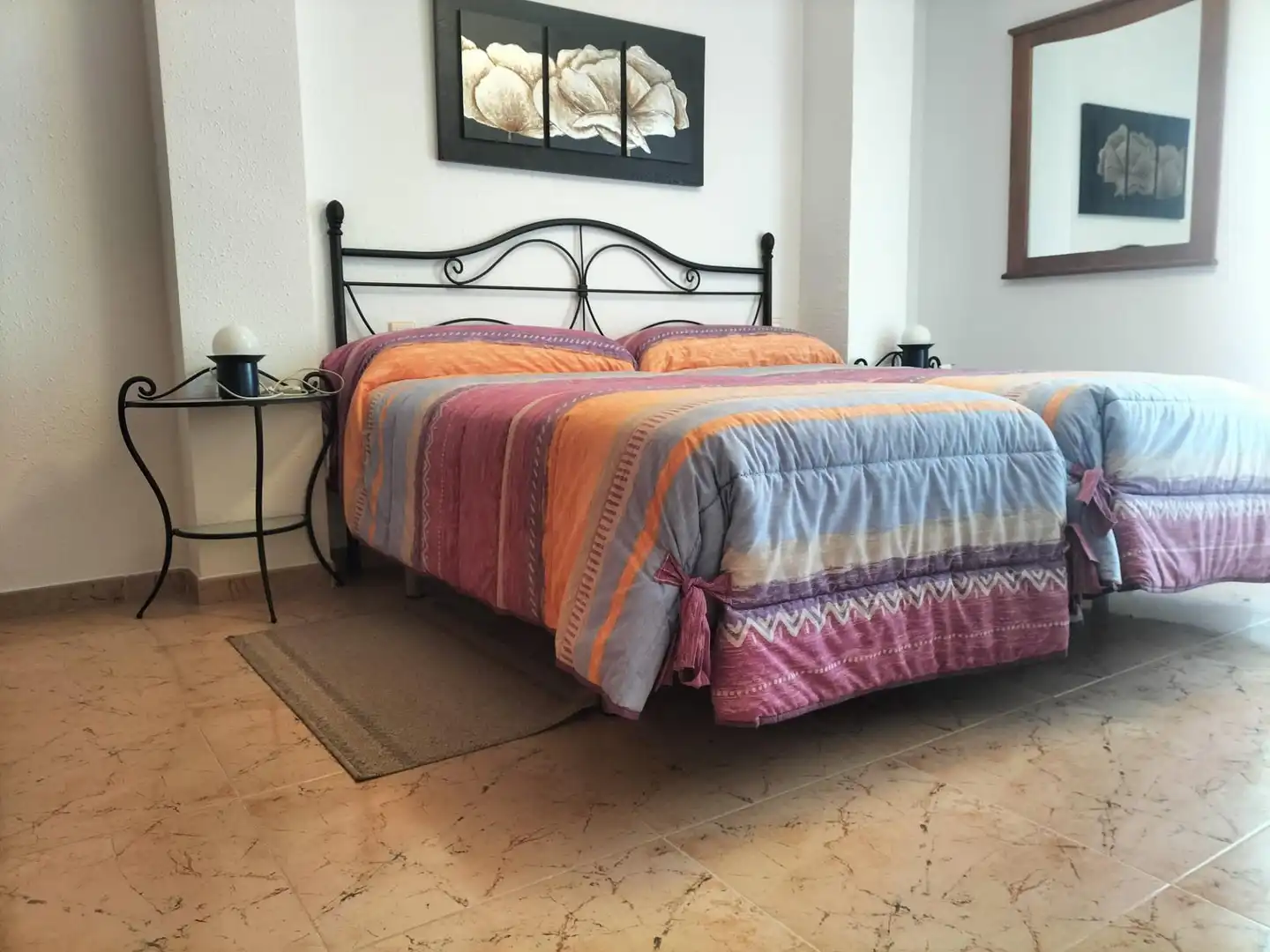 Dormitori de Casa adosada en venda en Navarrés amb Aire condicionat i Terrassa