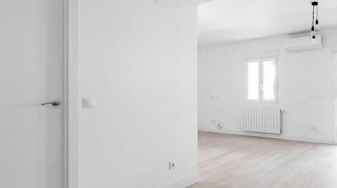 Foto 3 de Piso en venta en Calle San Herculano, Canillejas, Madrid