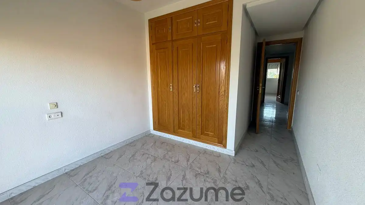 Schlafzimmer von Wohnung zur Miete in Murcia mit Abstellraum, Möbliert und Waschmaschine