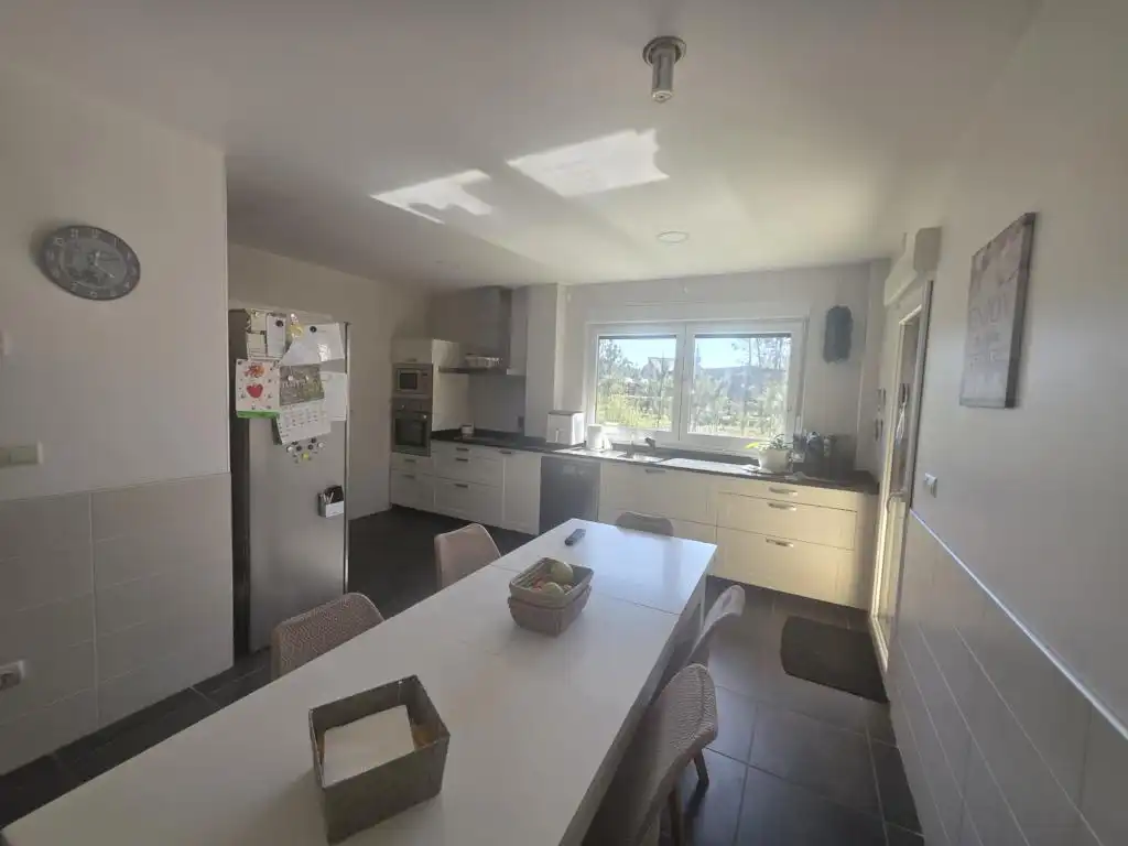 Cocina de Casa o chalet en venta en Boiro con Calefacción, Jardín privado y Parquet