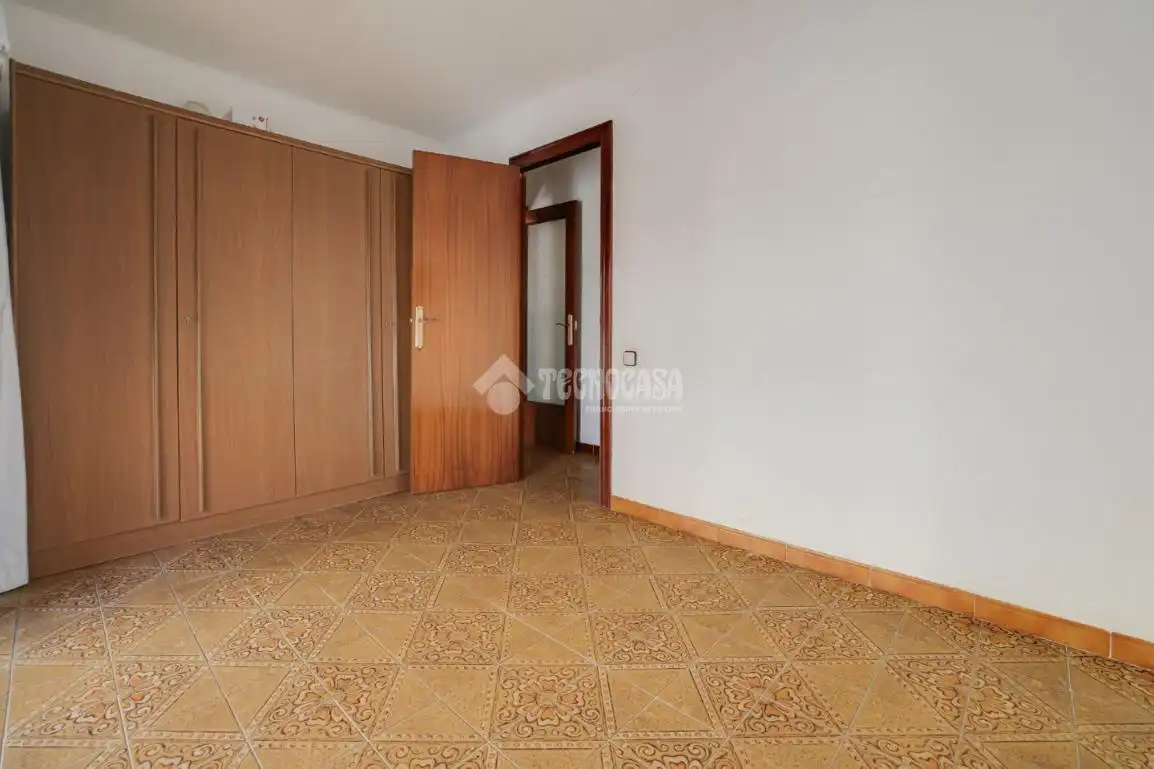 Habitación de Piso en venta en Sant Boi de Llobregat con Balcón