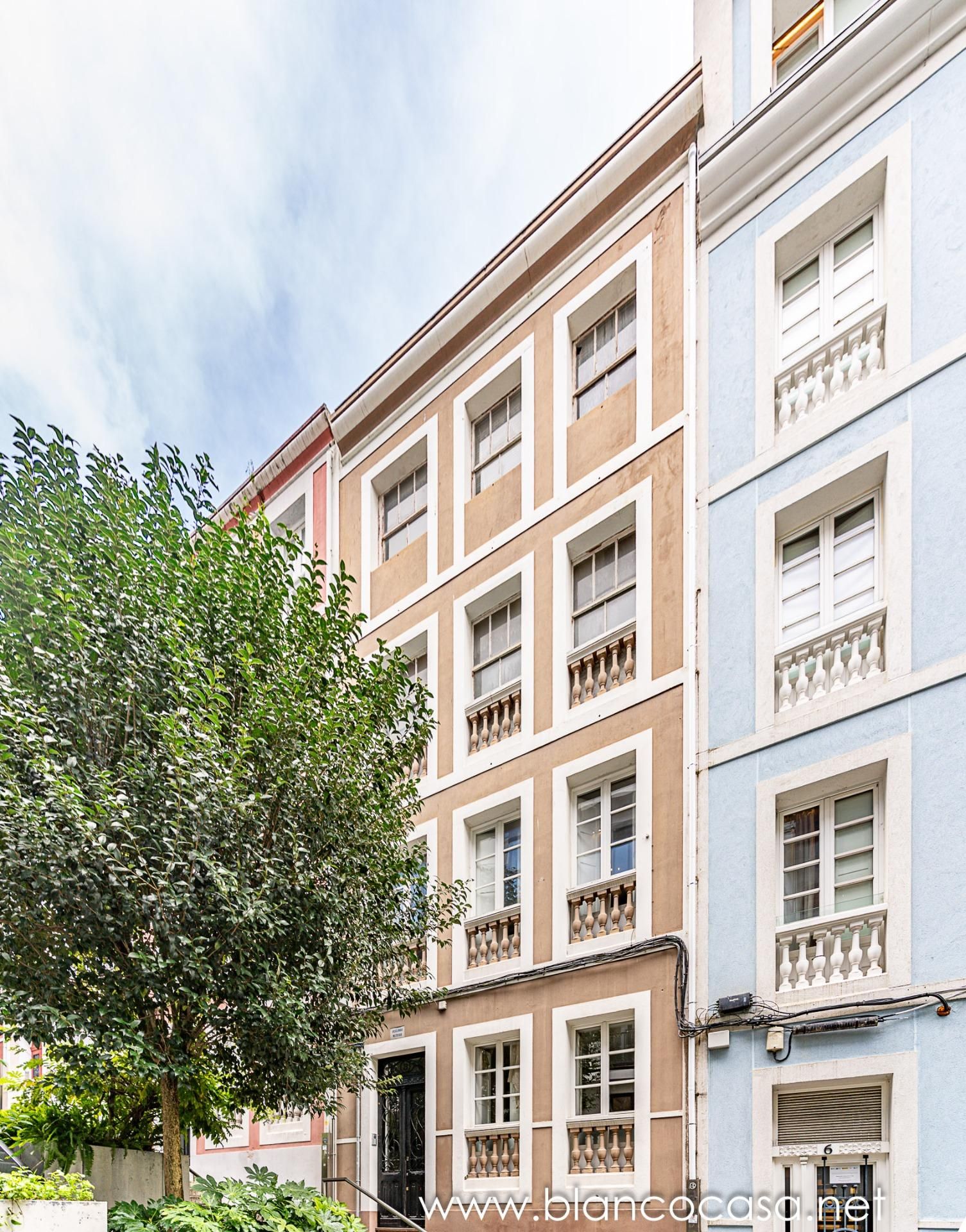 Vista exterior de Pis en venda en A Coruña Capital  amb Traster