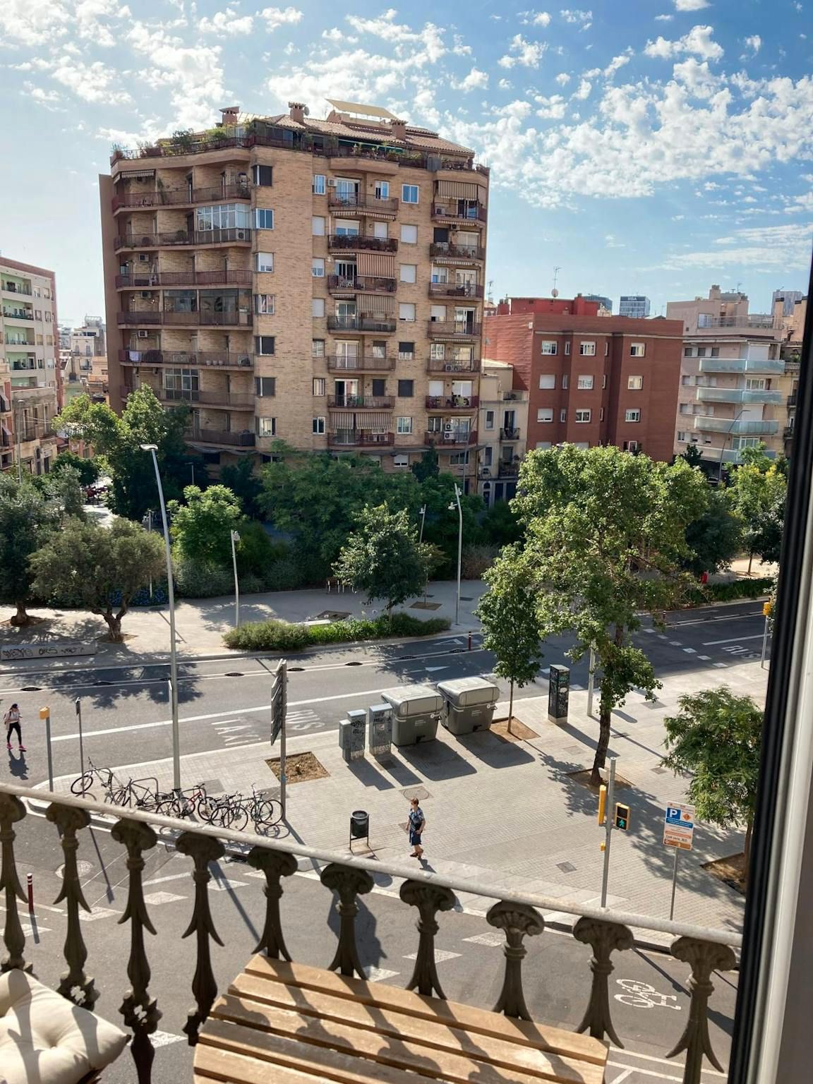 Vista exterior de Piso de alquiler en  Barcelona Capital con Calefacción, Amueblado y Lavadora