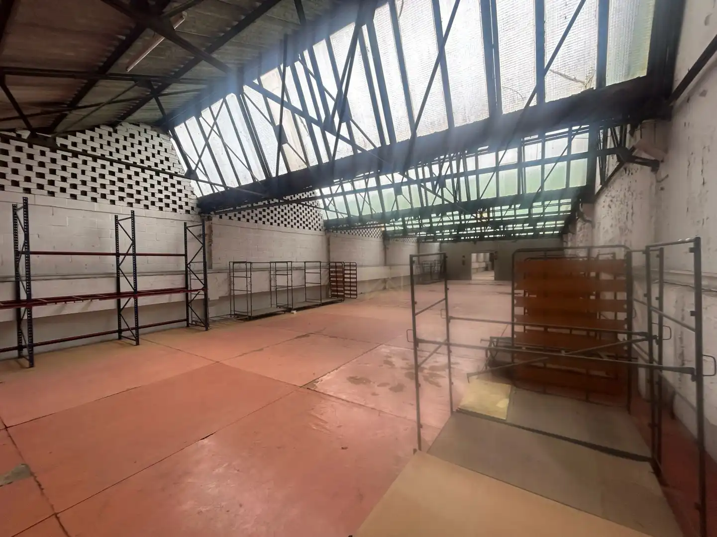 Nau industrial de lloguer a Torrelavega - paseo del niño, Cerezo - Aspla - Torres