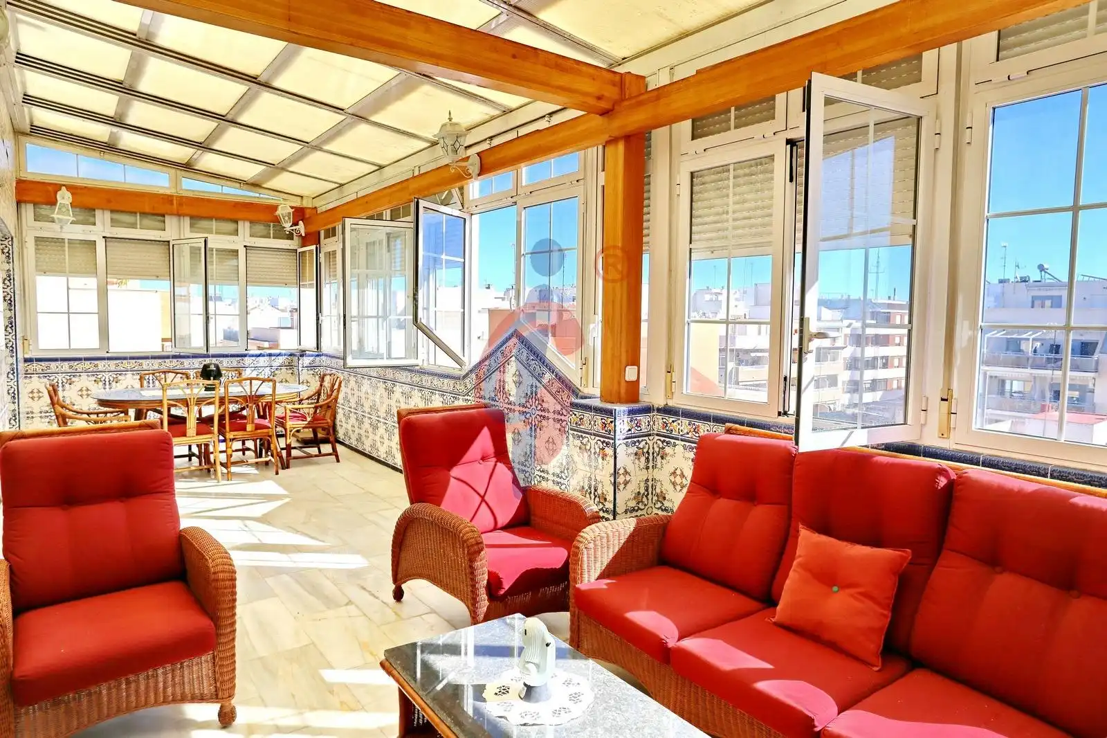 Terrace of Attic for sale in Guardamar del Segura  with Air Conditioner and Furnished