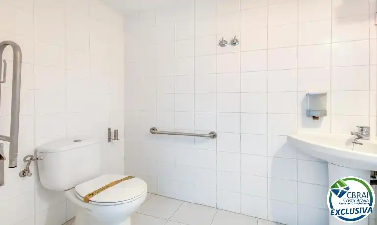 Business premises for sale in Carrer del Doctor Alexander Fleming, imagen 19