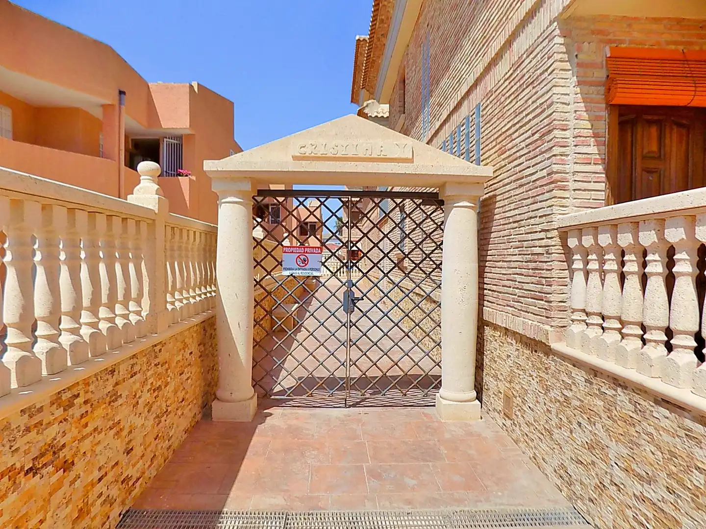 Casa adosada en venda en San Pedro del Pinatar amb Aire condicionat, Calefacció i Terrassa