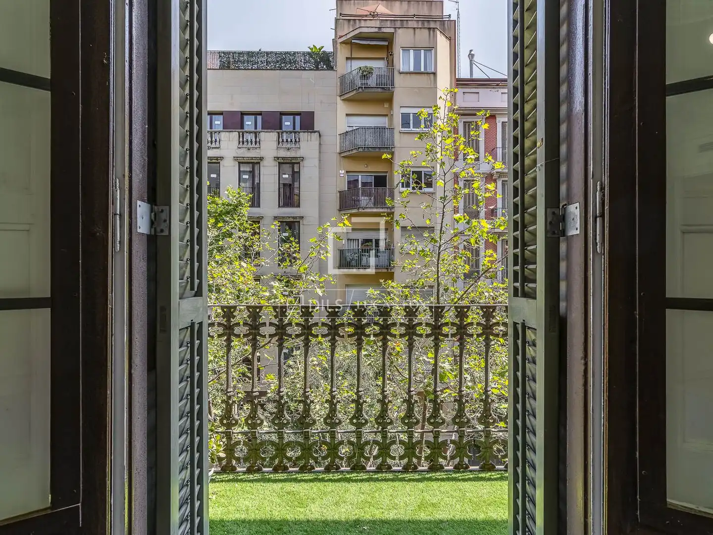 Terrassa de Pis en venda en Barcelona amb Terrassa i Balcó