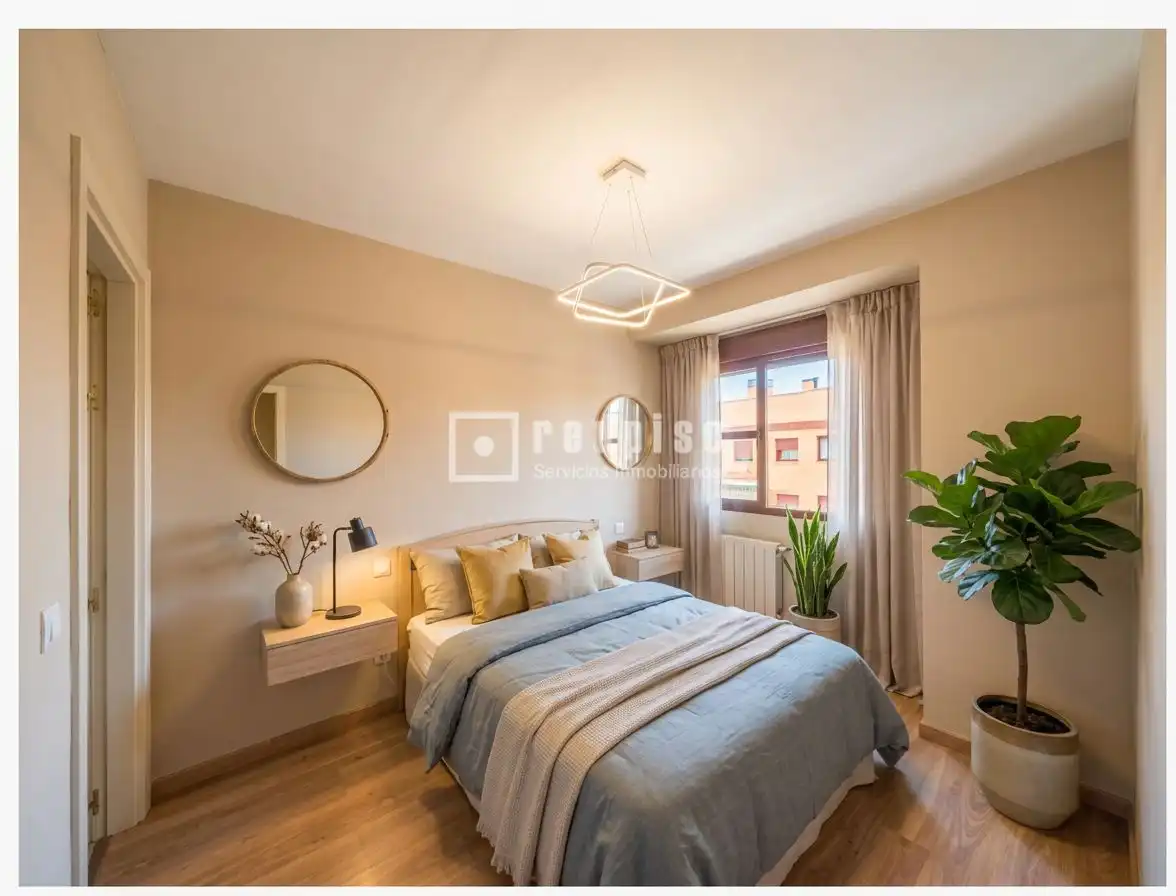 Habitación de Dúplex en venta en Alcorcón con Calefacción, Jardín privado y Parquet