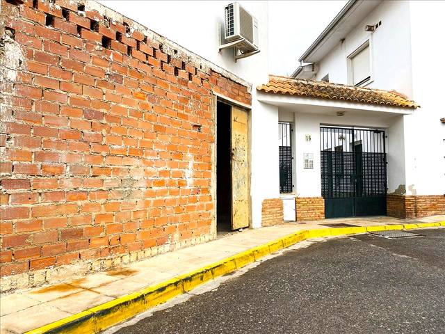 Local comercial en Venta en Guadiamar en Sanlúcar la Mayor