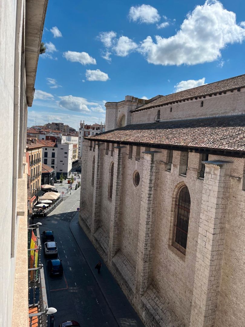 Vista exterior de Piso en venta en Valladolid Capital con Calefacción