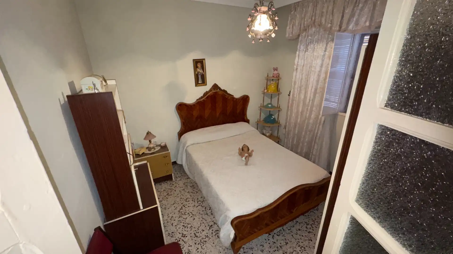 Dormitori de Casa o xalet en venda en Brenes amb Aire condicionat, Traster i Moblat
